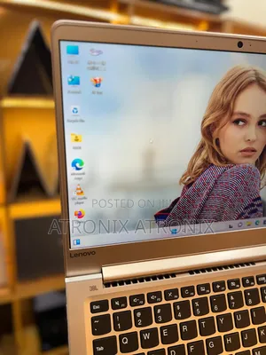 Laptop Lenovo Ideapad 710s - Core i7, 8GB RAM, 256GB SSD