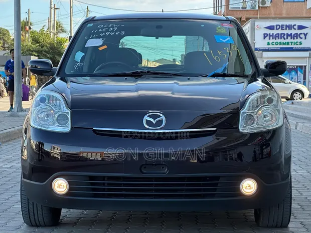 Mazda Verisa 2005 Black - 1