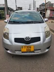 Toyota Vitz 2006 Silver - 1