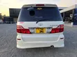 Toyota Alphard 2004 White - 5