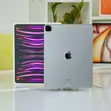 New Apple iPad Pro (2022) 256GB Gray - 1