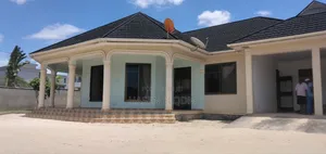 4 Bedroom House for Sale in Ilala