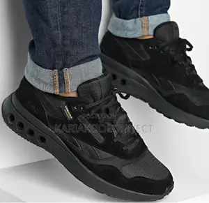 Reebok Classic Retro Sneakers