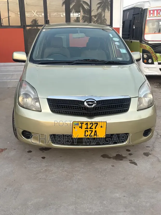 Toyota Corolla Spacio 1.5 X 2003 Gold - 1