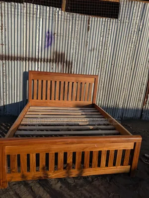 Brown 5/6 Wood Bed Frame