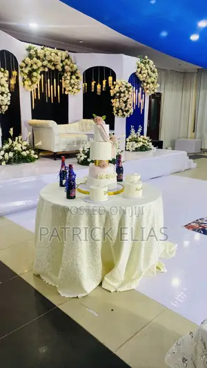 Custom Cakes for All Occasions