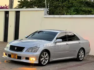 Toyota Crown Athlete 2006 Silver