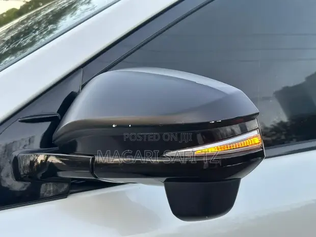 Toyota Harrier 2015 White - 1