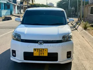 Toyota Corolla Rumion Hatchback 1.5 FWD 2007 - Nyeupe