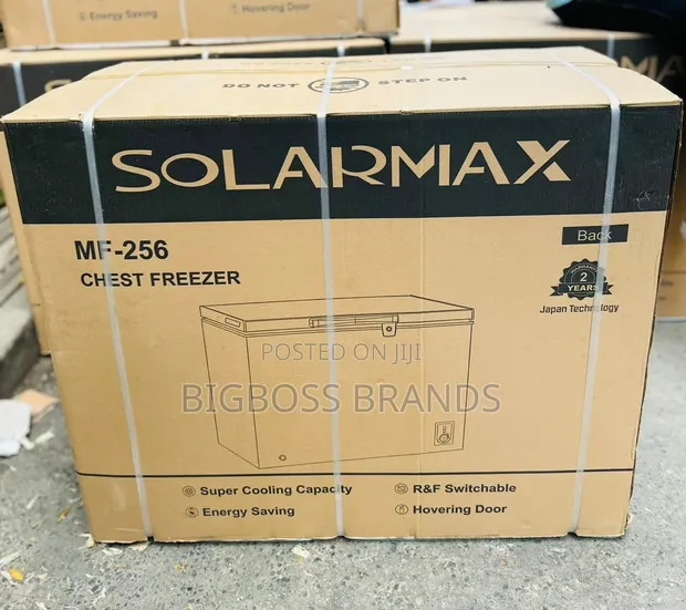 Solarmax Chest Freezer 250 Liters - 1