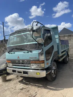 Mitsubishi Fuso Tipper Truck