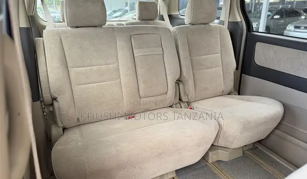 Toyota Alphard 2002 - 1
