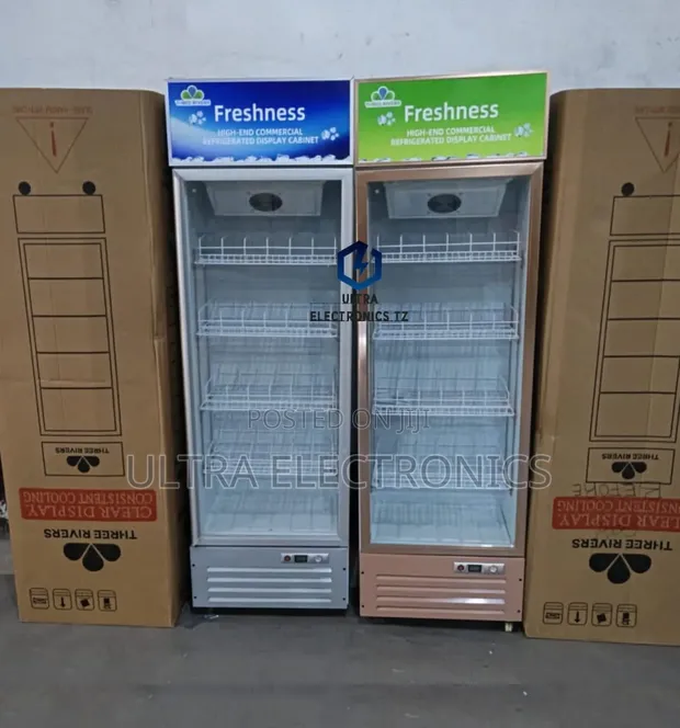 Three Rivers 350L Showcase Beverage Cooler - 1