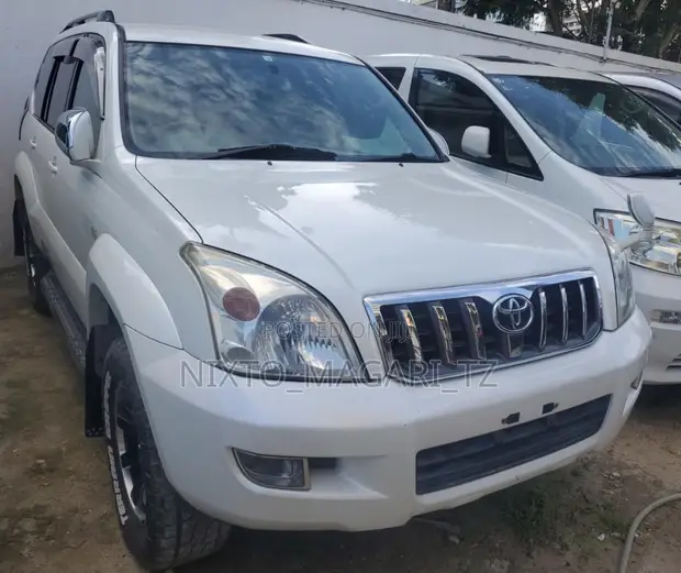 Toyota Land Cruiser Prado 2006 White - 1