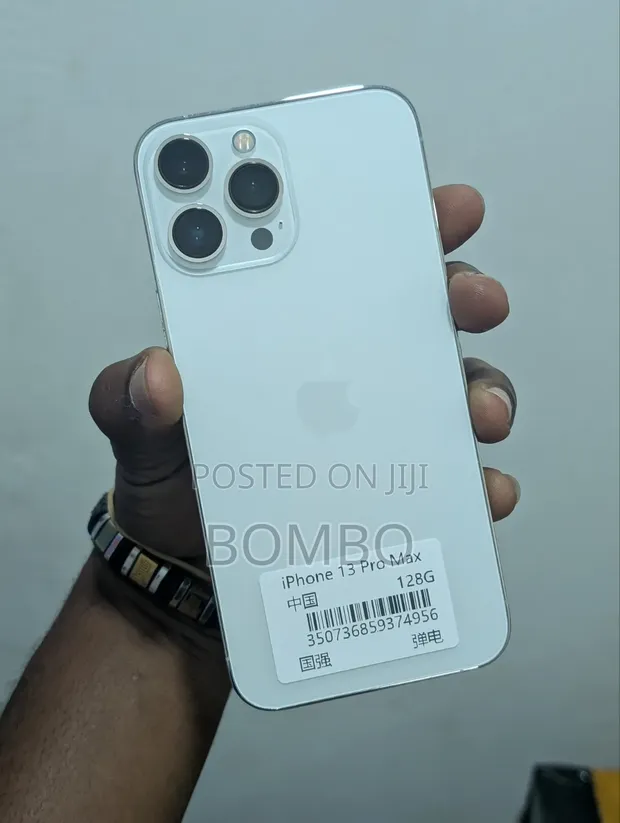 Apple iPhone 13 Pro Max 128GB Silver - 1
