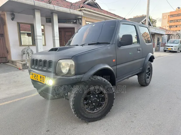 Suzuki Jimny 2001 Kijani - 1
