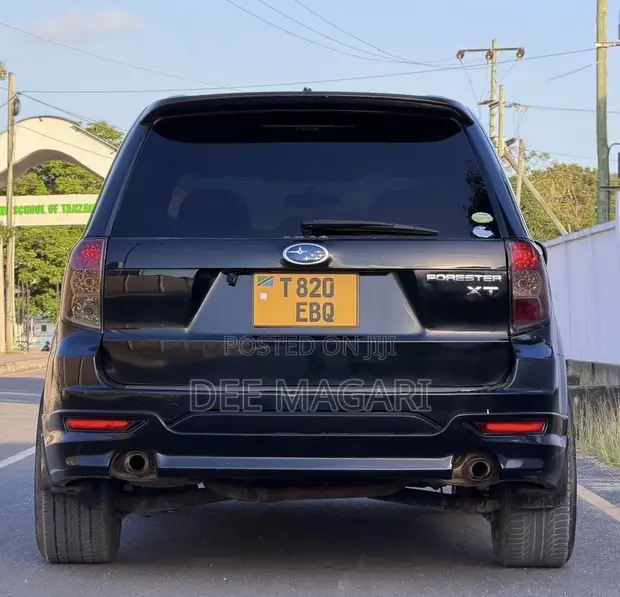 Subaru Forester 2009 Black - 1