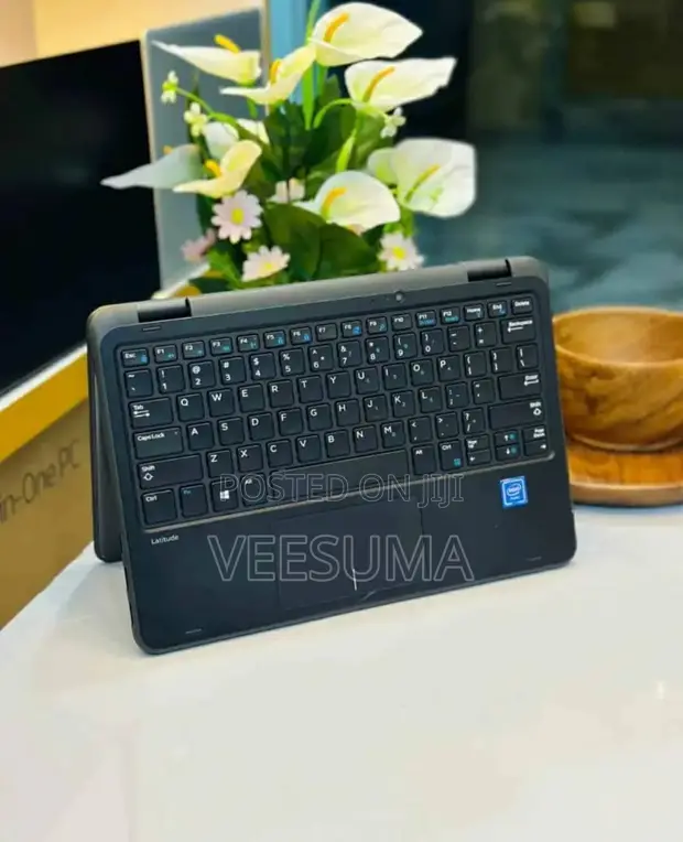 Dell Latitude 3190 2-in-1 Laptop - 1