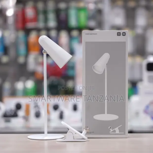 Lampu ya Meza ya Xiaomi na Kichwa Kinachoweza Kurekebishwa na Msingi wa Klipu - 1