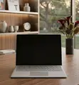 Microsoft Surface Laptop 2 - Core i5, 8GB RAM, 256GB SSD - 4