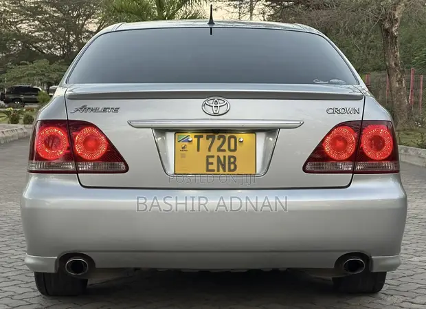 Toyota Crown Athlete 2006 Silver - 1