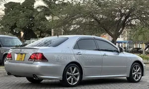 Toyota Crown Athlete 2006 Silver