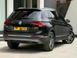 Volkswagen Tiguan 2019 Black - 4