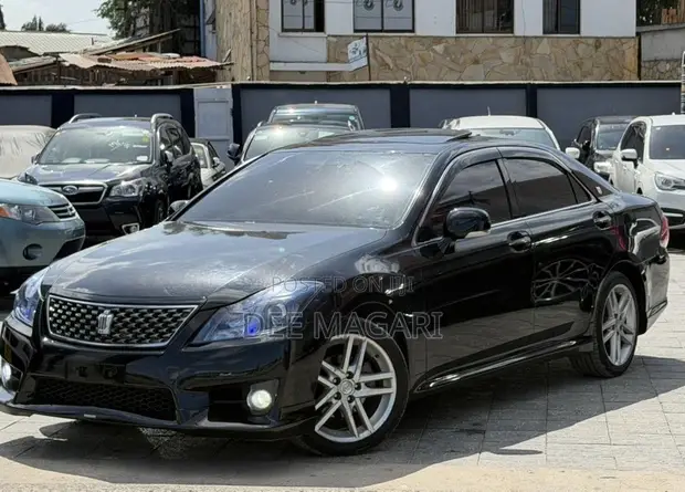 Toyota Crown Athlete 2011 Black - 1