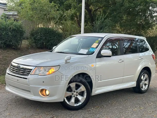 Subaru Forester 2008 White - 1