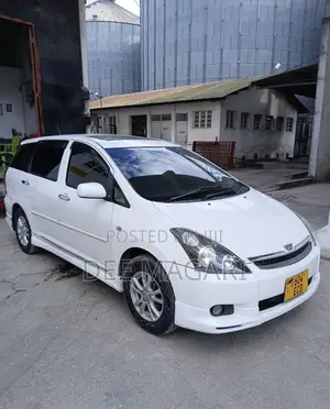 Toyota Wish 2004 - White