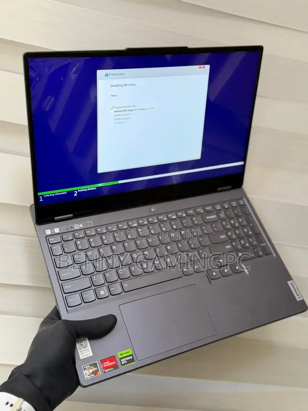 Lenovo Legion Gaming Laptop RTX 4060 Ryzen 7 - 1