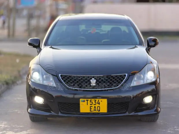 Toyota Crown 2009 Black - 1