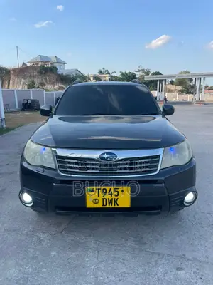 Subaru Forester 2010 Black