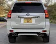 Toyota Land Cruiser Prado 2018 White - 4