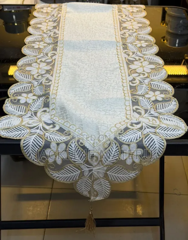 Table Runner - Modern Design - 1