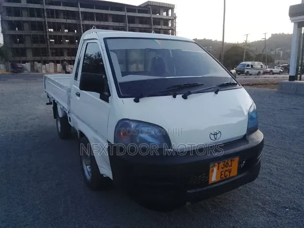 Toyota TownAce 2006 - White - 1