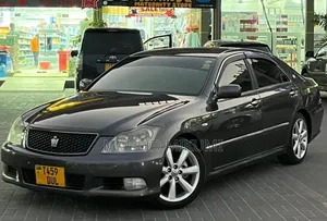 Toyota Crown 2004