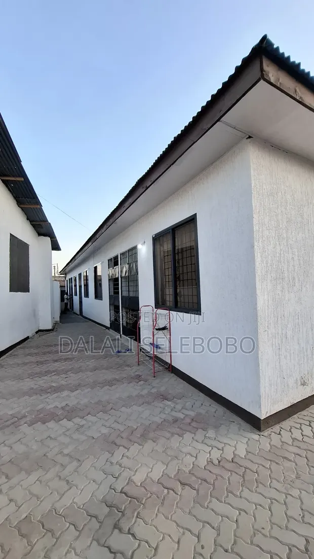 1-Bedroom Bungalow for Rent, Makumbusho Bus Stop, Kijitonyama - 1