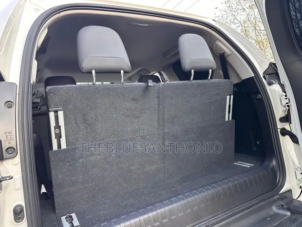 Toyota Land Cruiser Prado 2019 Nyeupe - 1