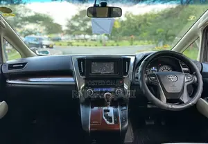 Toyota Vellfire 2.5 Z 2016 - Gray