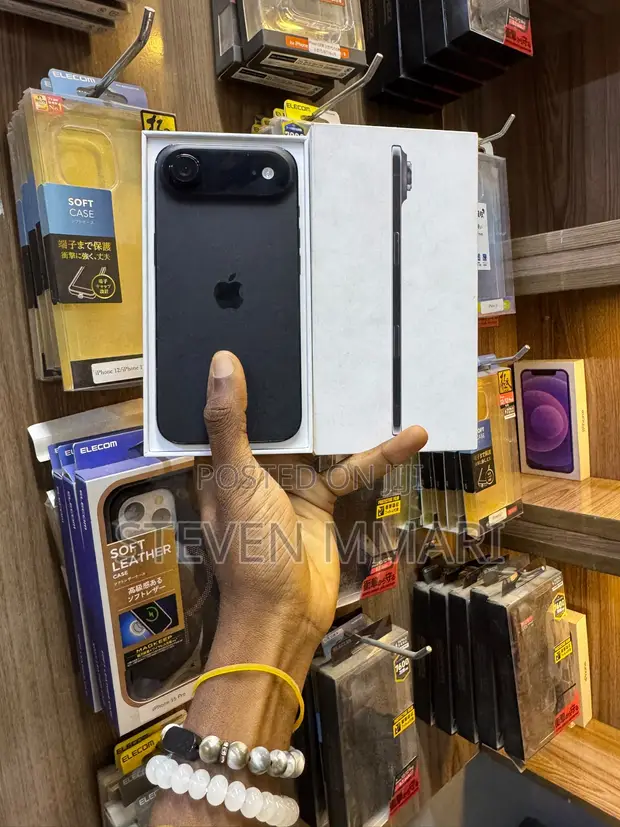 New Apple iPhone 17 Air 256GB Black - 1