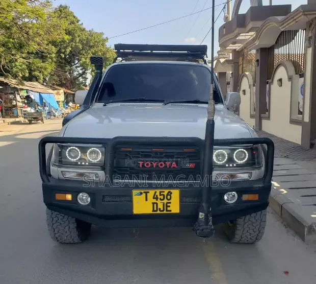 Toyota Land Cruiser VX Masai 1996 - 1
