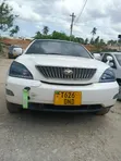 Toyota Harrier 2005 White - 1