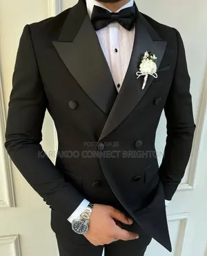 Royal Groom Tuxedo - Brand New