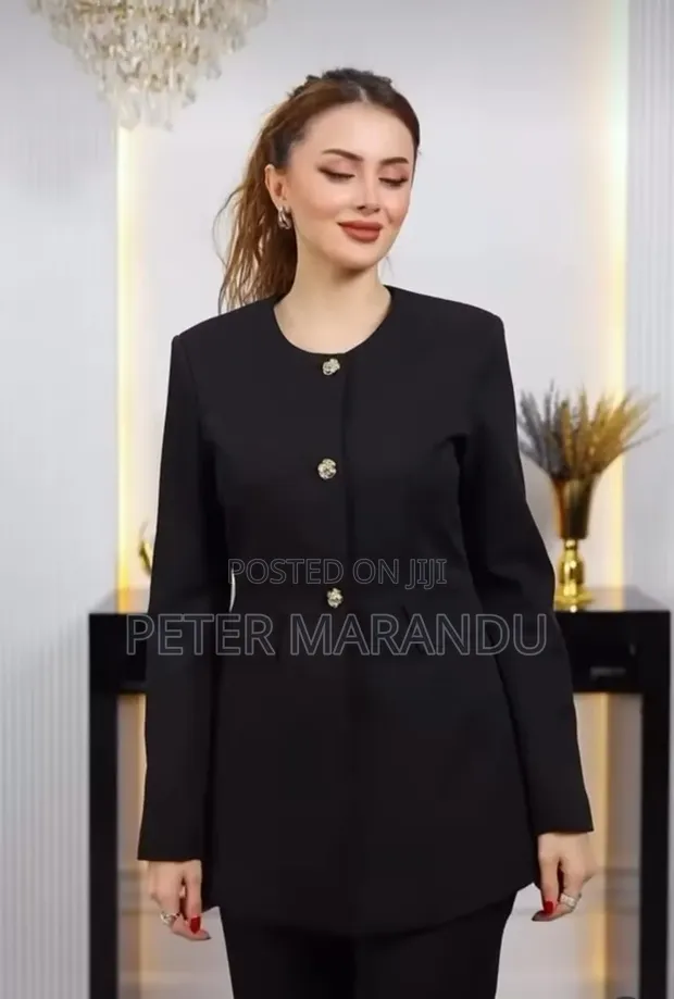 Luxury Collarless Women's Suit - Black - 1