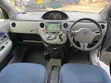 Toyota Sienta 2005 Silver - 2