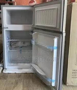 UK Man Chest Freezer