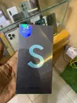 New Samsung Galaxy S22+ 5G 256GB - 2