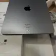 Apple iPad Pro 11-inch (2022) 256GB Fedha Mpya - 3