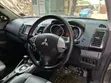 Mitsubishi Outlander 2011 Beige - 3